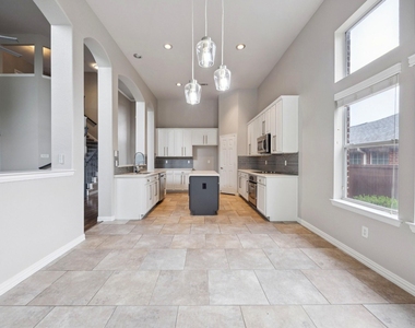 344 Huffman Bluff - Photo Thumbnail 12