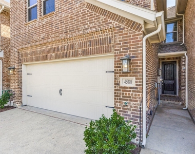 4580 Titus Circle - Photo Thumbnail 1