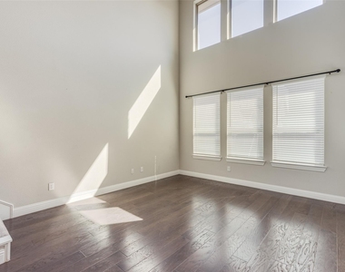 4580 Titus Circle - Photo Thumbnail 10