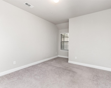 4580 Titus Circle - Photo Thumbnail 23