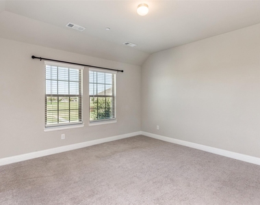 4580 Titus Circle - Photo Thumbnail 21