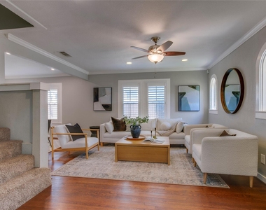 2745 Ivandell Avenue - Photo Thumbnail 25