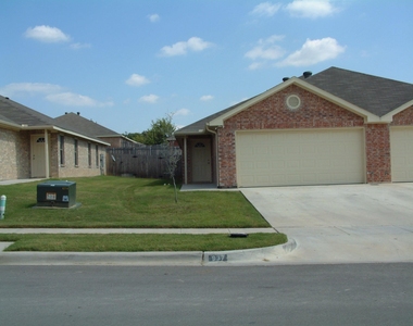 936 Terry Trail - Photo Thumbnail 4