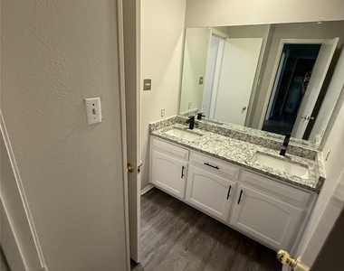 7412 Lemonwood Lane - Photo Thumbnail 7