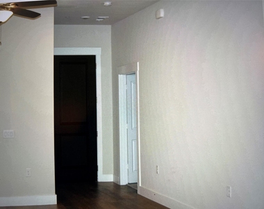 7220 Merlot Place - Photo Thumbnail 2