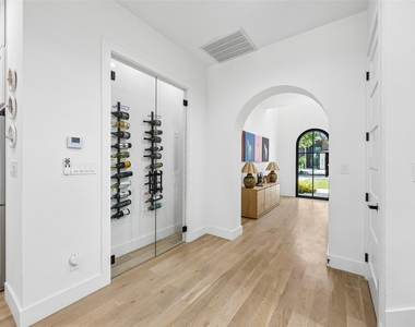 3722 Cortez Drive - Photo Thumbnail 9