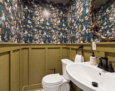 1224 Hollywood Avenue - Photo Thumbnail 6