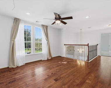 3908 Moonbeam Court - Photo Thumbnail 21