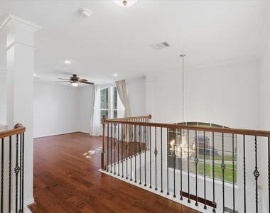 3908 Moonbeam Court - Photo Thumbnail 20