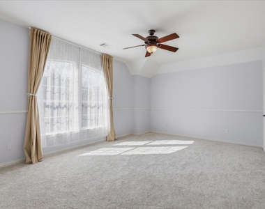 3908 Moonbeam Court - Photo Thumbnail 23