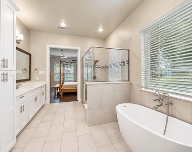 1603 Coventry Court - Photo Thumbnail 14