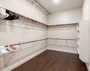 1603 Coventry Court - Photo Thumbnail 15