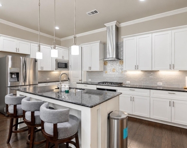 1603 Coventry Court - Photo Thumbnail 3