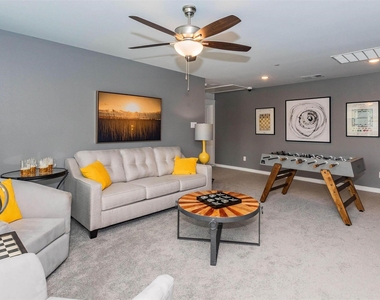 7419 Fiore Drive - Photo Thumbnail 24