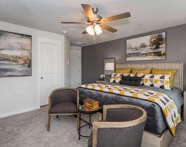 7419 Fiore Drive - Photo Thumbnail 12