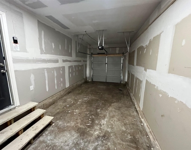 9527 Musgrave Drive - Photo Thumbnail 15