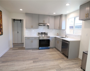 1113 W Hellman - Photo Thumbnail 36