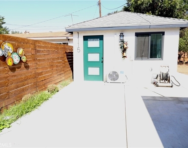 1113 W Hellman - Photo Thumbnail 12