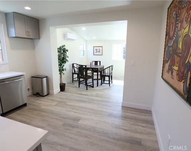 1113 W Hellman - Photo Thumbnail 24