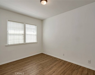 313 Venice Way - Photo Thumbnail 14