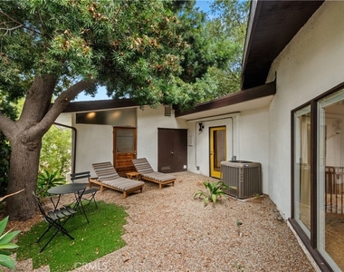 3858 Roble Vista Drive - Photo Thumbnail 20