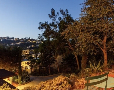 3858 Roble Vista Drive - Photo Thumbnail 28