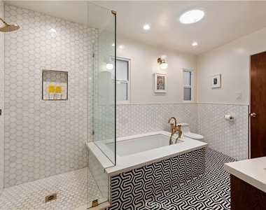 3858 Roble Vista Drive - Photo Thumbnail 12