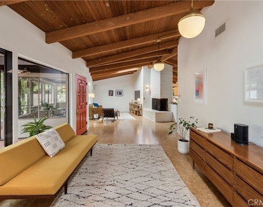 3858 Roble Vista Drive - Photo Thumbnail 3
