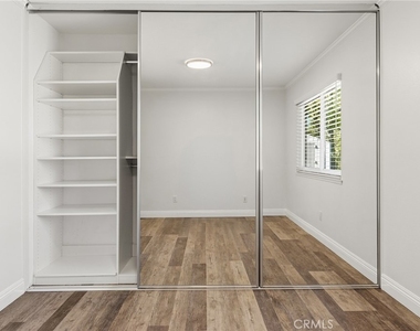 5503 Softwind Way - Photo Thumbnail 27