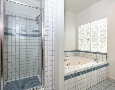 21429 Rios Street - Photo Thumbnail 13