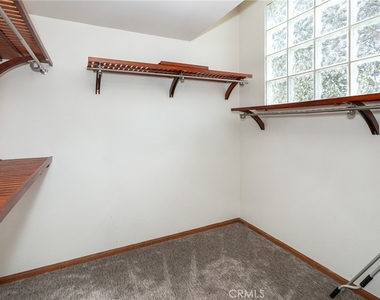 21429 Rios Street - Photo Thumbnail 11