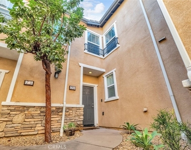 16710 Nicklaus Drive - Photo Thumbnail 2
