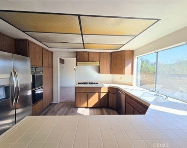 1403 Loma Road - Photo Thumbnail 6