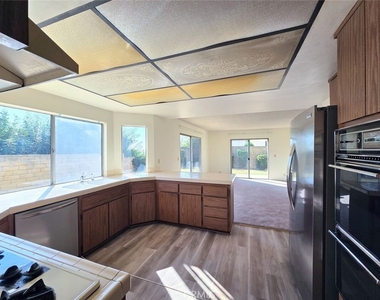 1403 Loma Road - Photo Thumbnail 9