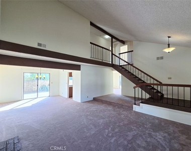 1403 Loma Road - Photo Thumbnail 4