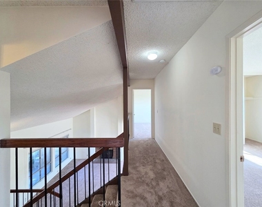 1403 Loma Road - Photo Thumbnail 15