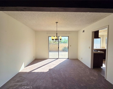 1403 Loma Road - Photo Thumbnail 5