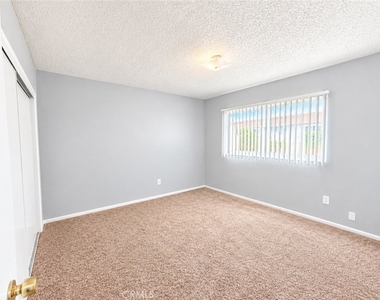 5050 Linden Avenue - Photo Thumbnail 10