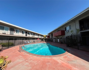 5050 Linden Avenue - Photo Thumbnail 1