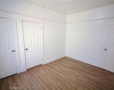 458 W Vernon Avenue - Photo Thumbnail 18