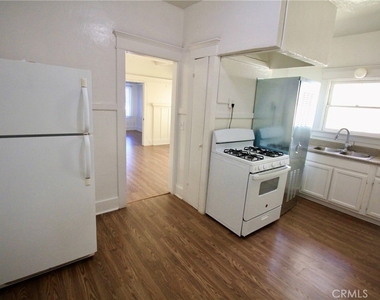 458 W Vernon Avenue - Photo Thumbnail 9