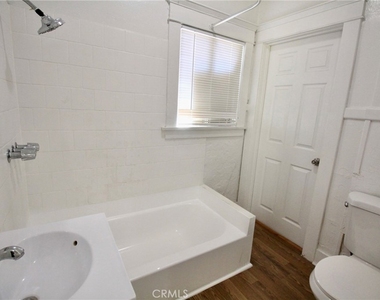458 W Vernon Avenue - Photo Thumbnail 20