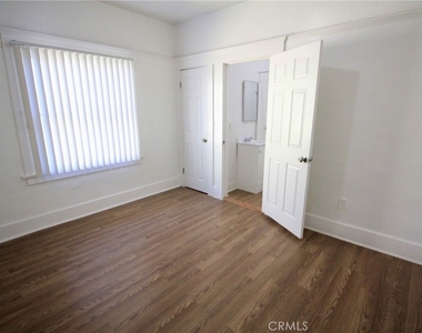 458 W Vernon Avenue - Photo Thumbnail 15