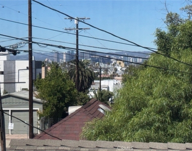 4554 1/2 Lomita Street - Photo Thumbnail 12