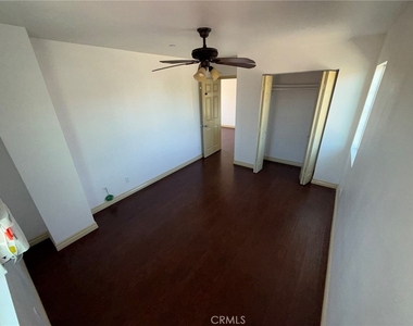 4554 1/2 Lomita Street - Photo Thumbnail 9