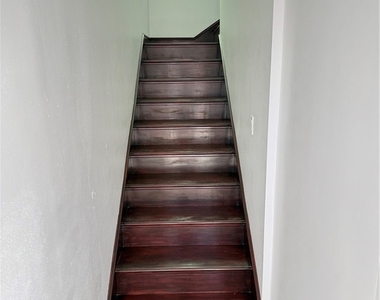 4554 1/2 Lomita Street - Photo Thumbnail 2