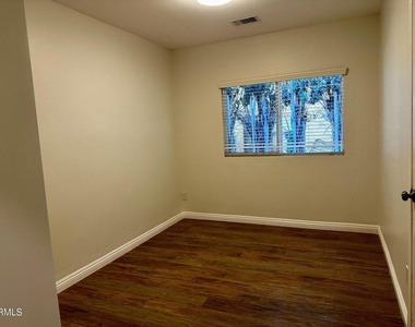 730 N Bushnell Avenue - Photo Thumbnail 6