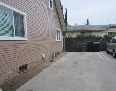 730 N Bushnell Avenue - Photo Thumbnail 8