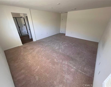 21672 Thomas Court - Photo Thumbnail 8