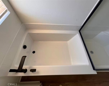 21672 Thomas Court - Photo Thumbnail 5